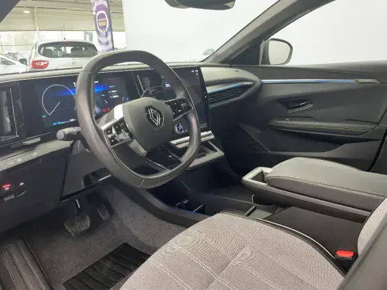 RENAULT MEGANE V - voiture d'occasion - Photo 17