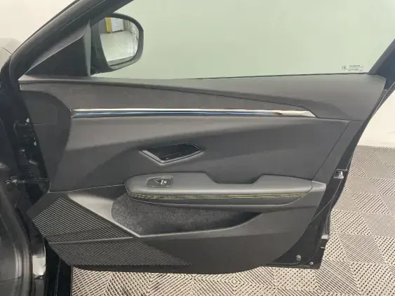 RENAULT MEGANE V - voiture d'occasion - Photo 19