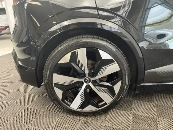 RENAULT MEGANE V - voiture d'occasion - Photo 23