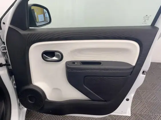 RENAULT TWINGO III - voiture d'occasion - Photo 20