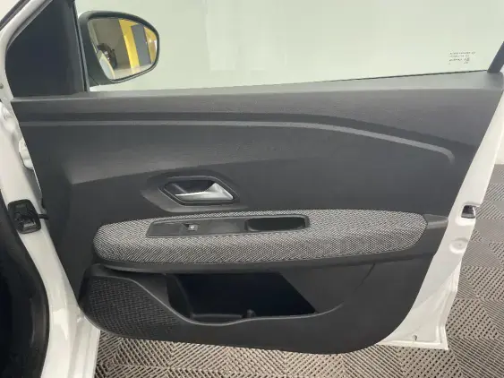 DACIA SANDERO III - voiture d'occasion - Photo 20