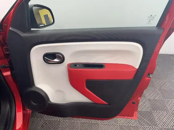 RENAULT TWINGO III - voiture d'occasion - Photo 19