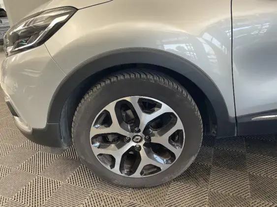 RENAULT CAPTUR - voiture d'occasion - Photo 23