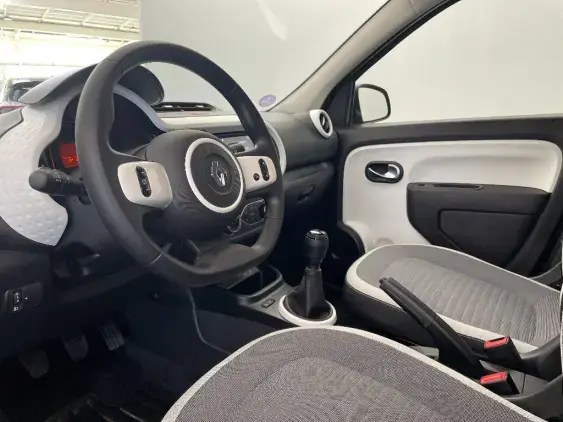 RENAULT TWINGO III - voiture d'occasion - Photo 17