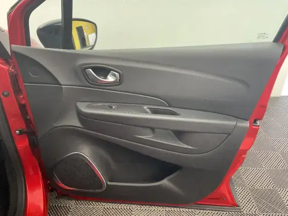 RENAULT CAPTUR - voiture d'occasion - Photo 20