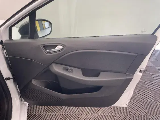 RENAULT CLIO V - voiture d'occasion - Photo 20