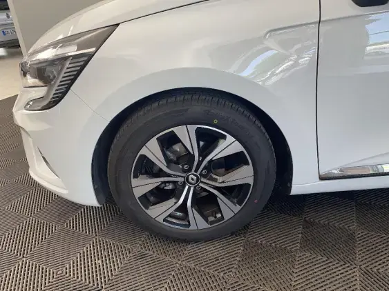 RENAULT CLIO V - voiture d'occasion - Photo 23