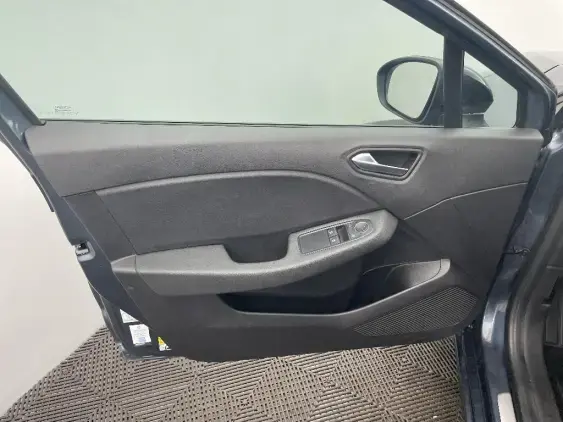 RENAULT CLIO V - voiture d'occasion - Photo 19