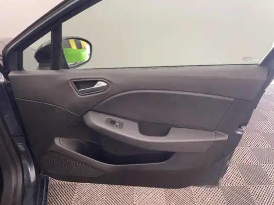 RENAULT CLIO V - voiture d'occasion - Photo 20