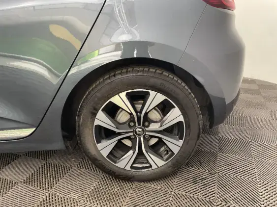 RENAULT CLIO V - voiture d'occasion - Photo 23