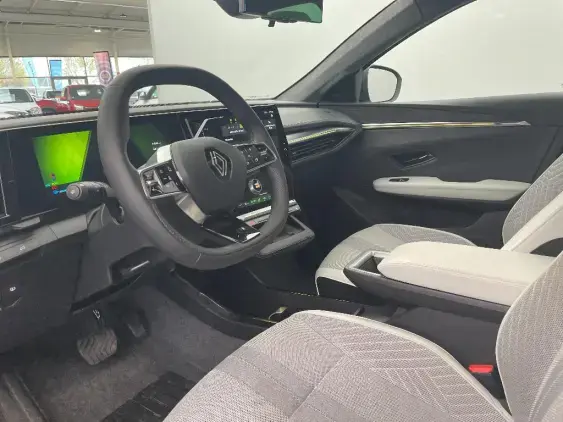 RENAULT SCENIC V ELECTRIQUE - voiture d'occasion - Photo 18