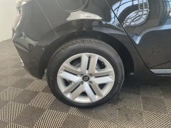 RENAULT CLIO V - voiture d'occasion - Photo 25