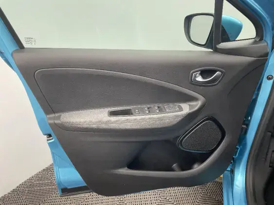 RENAULT ZOE - voiture d'occasion - Photo 19