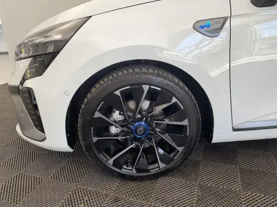 RENAULT CLIO V - voiture d'occasion - Photo 23