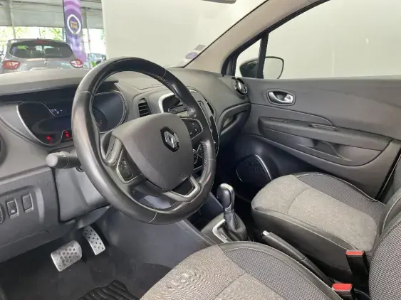 RENAULT CAPTUR II - voiture d'occasion - Photo 18