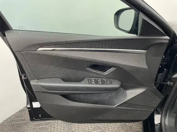 RENAULT MEGANE V - voiture d'occasion - Photo 19