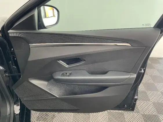 RENAULT MEGANE V - voiture d'occasion - Photo 20