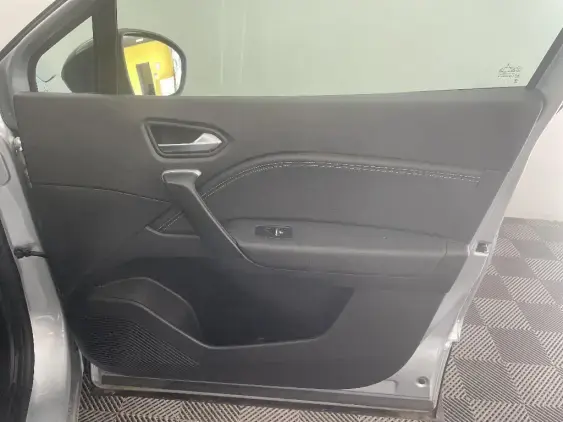 RENAULT CAPTUR II - voiture d'occasion - Photo 20