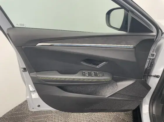 RENAULT MEGANE V - voiture d'occasion - Photo 19