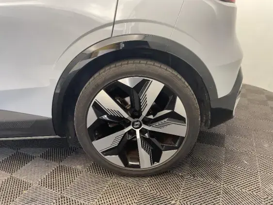 RENAULT MEGANE V - voiture d'occasion - Photo 24