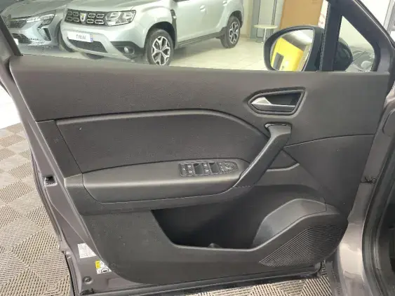 RENAULT CAPTUR II - voiture d'occasion - Photo 19