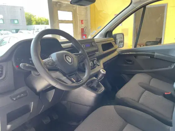 RENAULT TRAFIC FG III - voiture d'occasion - Photo 16