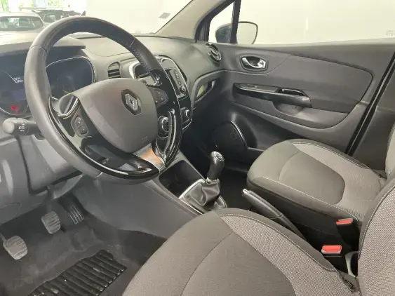RENAULT CAPTUR - voiture d'occasion - Photo 18