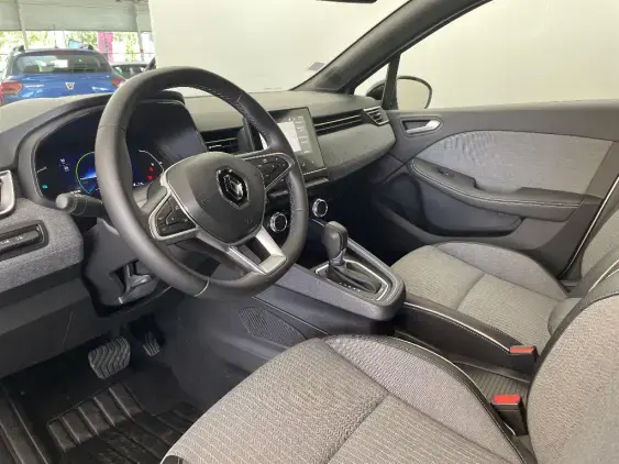 RENAULT CLIO V - voiture d'occasion - Photo 18