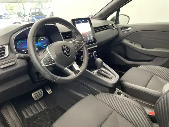 RENAULT CLIO V - voiture d'occasion - Photo 18