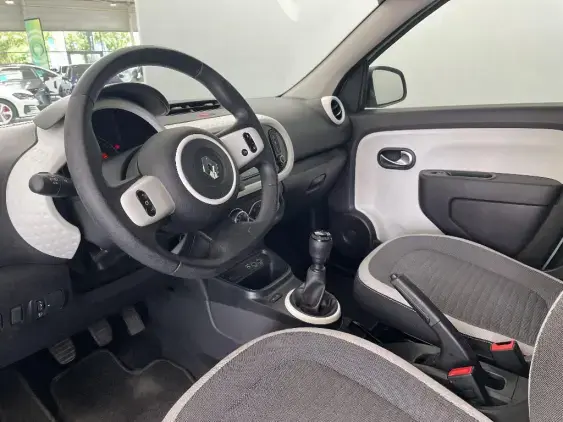 RENAULT TWINGO III - voiture d'occasion - Photo 17