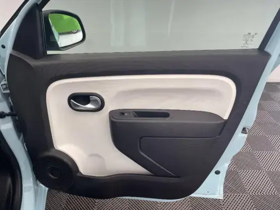RENAULT TWINGO III - voiture d'occasion - Photo 19