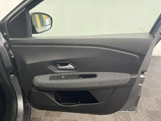 DACIA SANDERO III - voiture d'occasion - Photo 20