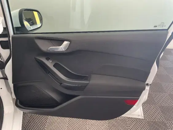 FORD FIESTA VII - voiture d'occasion - Photo 20