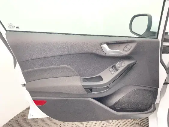 FORD FIESTA VII - voiture d'occasion - Photo 19