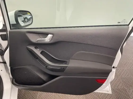 FORD FIESTA VII - voiture d'occasion - Photo 20