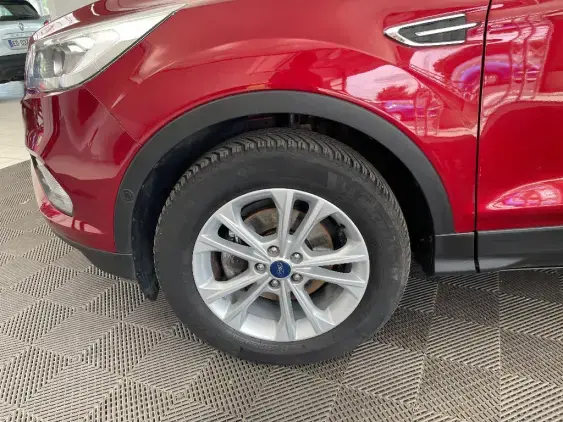 FORD KUGA II - voiture d'occasion - Photo 23