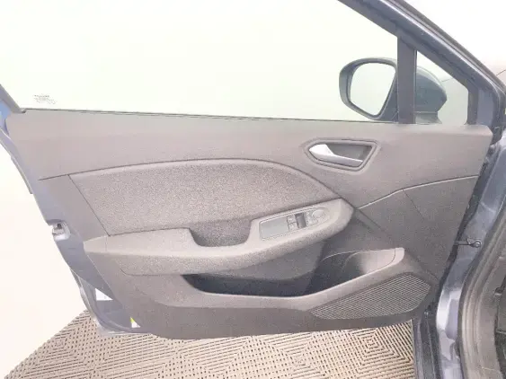 RENAULT CLIO V - voiture d'occasion - Photo 19