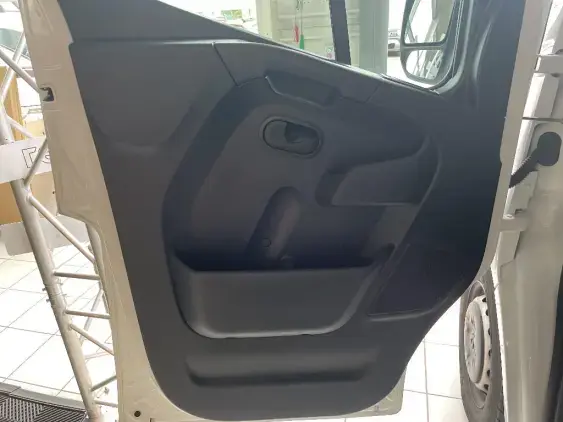 RENAULT MASTER FG III - voiture d'occasion - Photo 17
