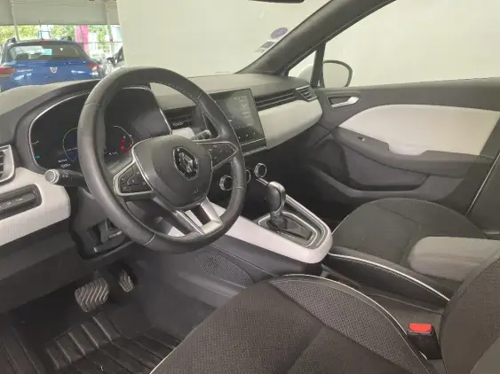 RENAULT CLIO V - voiture d'occasion - Photo 17