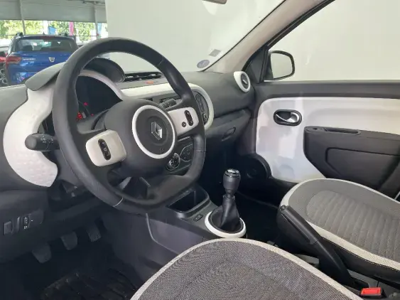 RENAULT TWINGO III - voiture d'occasion - Photo 17