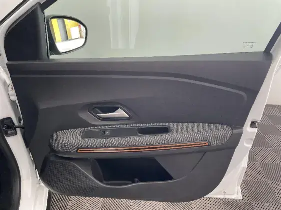 DACIA SANDERO III - voiture d'occasion - Photo 20