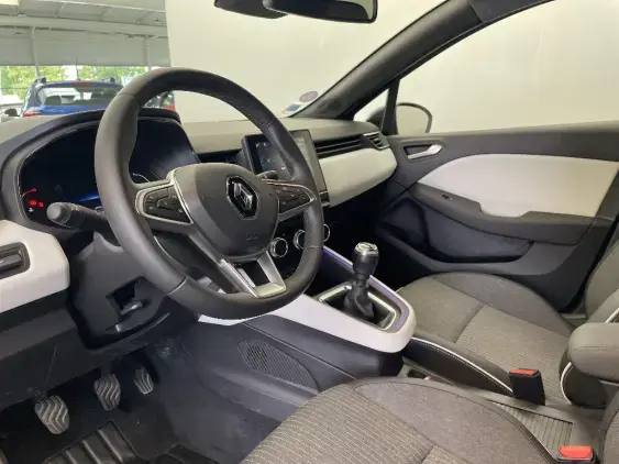 RENAULT CLIO V - voiture d'occasion - Photo 18