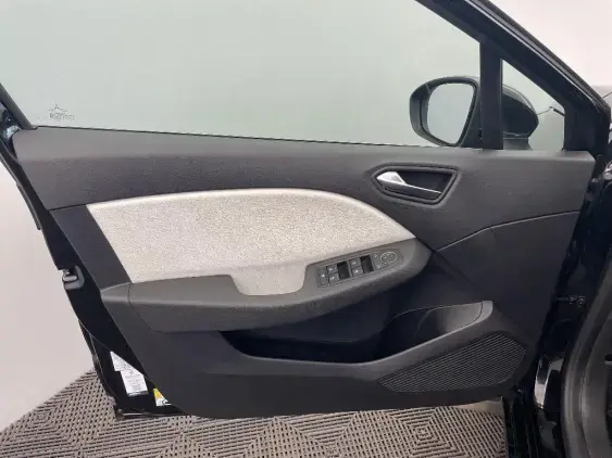RENAULT CLIO V - voiture d'occasion - Photo 19