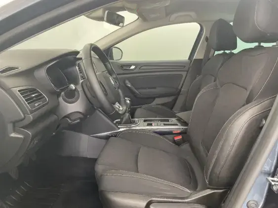 RENAULT MEGANE IV - voiture d'occasion - Photo 18