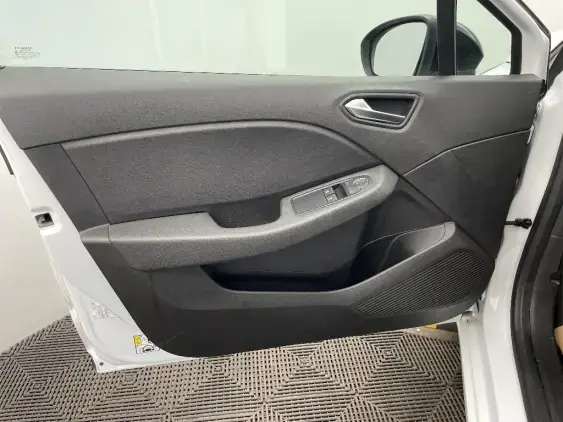 RENAULT CLIO V - voiture d'occasion - Photo 18