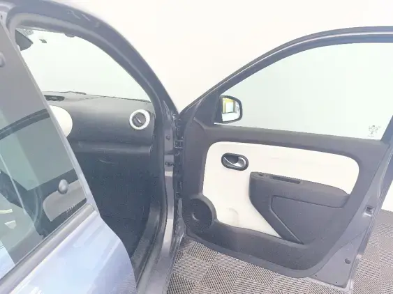 RENAULT TWINGO III - voiture d'occasion - Photo 20