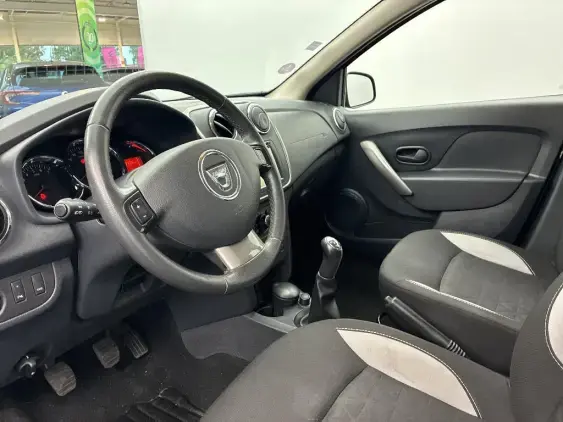 DACIA SANDERO II - voiture d'occasion - Photo 18