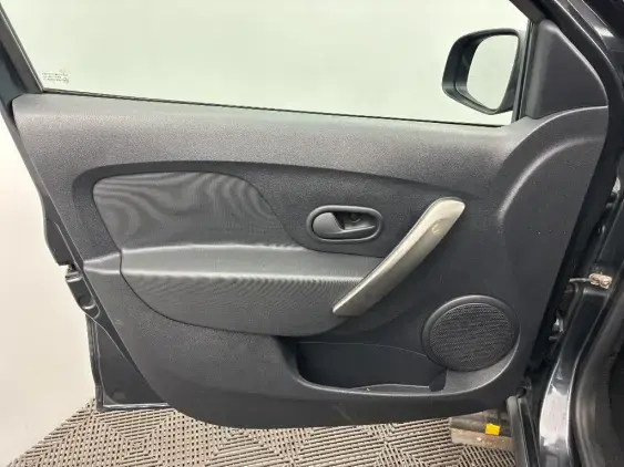 DACIA SANDERO II - voiture d'occasion - Photo 19