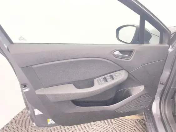 RENAULT CLIO V - voiture d'occasion - Photo 19
