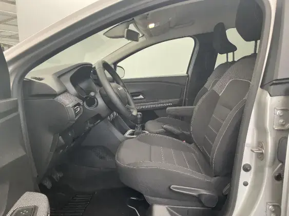 DACIA JOGGER - voiture d'occasion - Photo 18